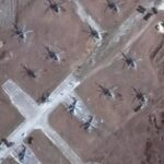 Russia Ukraine Conflict: उपग्रह तस्वीरों में दिखी जंग की आहट, रूसी लड़ाकू विमान तैनात, देखे तस्वीर