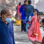 Corona Cases in India: कोरोना संक्रमण ने पकड़ी रफ्तार, एक दिन में 2,541 लोग संक्रमित