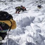 उत्तराखंड: हिमस्खलन में फंसे 10 ट्रैकर्स के शव बरामद, अब भी इतने लोग अभी लापता
