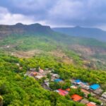 Travel Tips: आप भी विकेंड पर भीड़-भाड़ से दूर हिल स्टेशन पर जाना चाहते हैं घूमने तो महाराष्ट्र का बनाए प्लान !