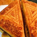 Food Recipe: अपने बच्चे के लिए बनाए बिना ब्रेड के टेस्टी सैंडविच, जानिए आसान रेसिपी !