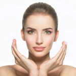 Beauty Tips: चेहरे पर नेचुरल ग्लो बढ़ाने के लिए अपनाएं ये ब्यूटी टिप्स !