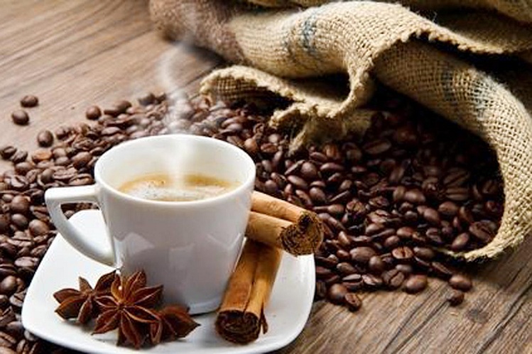 कॉफी के सेवन से मिलते है ये जबरदस्त फायदे, जानकर रह जाएंगे हैरान