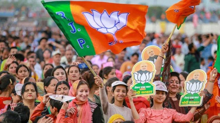 भाजपा 2019-20 में सबसे अमीर पार्टी, दूसरे पर है BSP