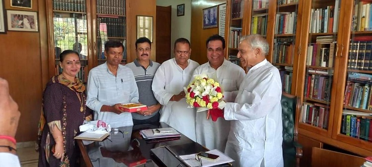 बाड़ी पहुंचे चंडीगढ़ के नवनिर्वाचित कांग्रेस कमेटी प्रदेश अध्यक्ष धर्मेंद्र सिंह, कांग्रेस नेताओं ने किया स्वागत
