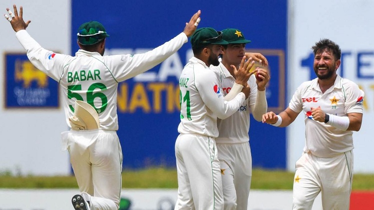 PAK vs SL Test: पाकिस्तानी बॉलर ने फेंकी करिश्माई गेंद, देखें वीडियो
