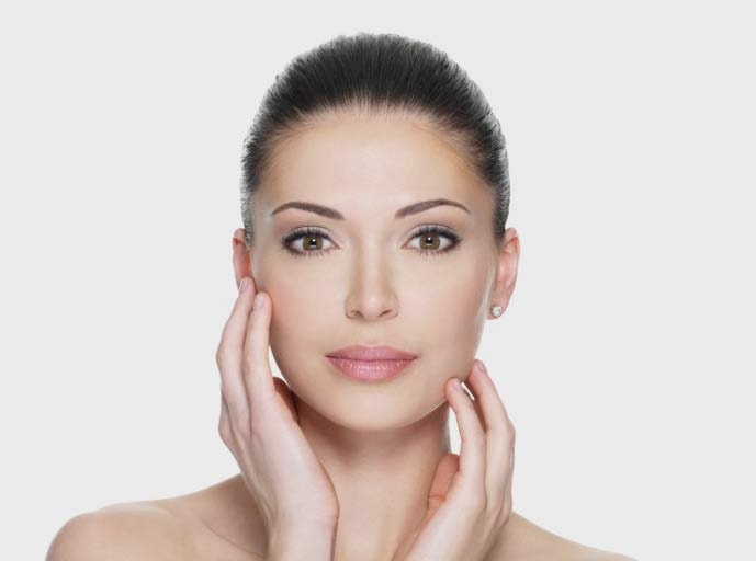 Skin Care Tips: त्वचा के लिए हाइड्रेशन और मॉइस्चराइजेशन रूटीन को फॉलो करते समय इन बातों का रखें ध्यान !