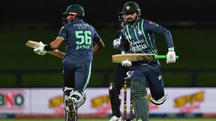 T20WC  से पहले पाकिस्तान ने दी सभी टीमों को चुनौती,  न्यूजीलैंड को फाइनल में हराकर जीती ट्राई सीरीज
