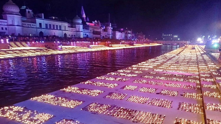 Deepotsav in Ayodhya: आज श्रीराम का राजतिलक करेंगे पीएम मोदी, रामनगरी में है दीपोत्सव, बनेगा विश्व रिकॉर्ड