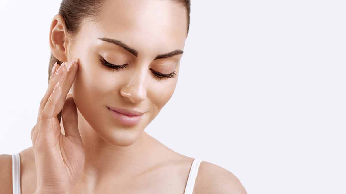 Skin Care Tips: त्वचा की गहराई से सफाई करने के लिए घर पर बने इन फेस पैक का करें इस्तेमाल !