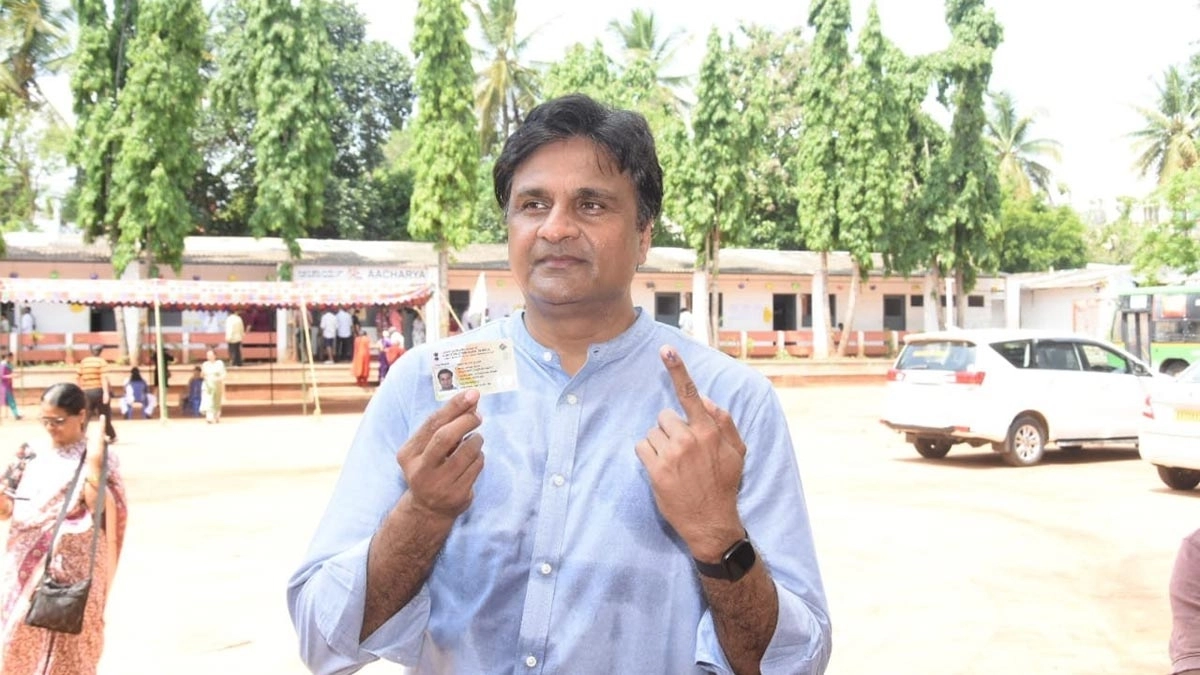 Karnataka Election 2023 Live: एक बजे तक 37 फीसदी डालें वोट, पूर्व क्रिकेटर जवागल श्रीनाथ ने किया मतदान