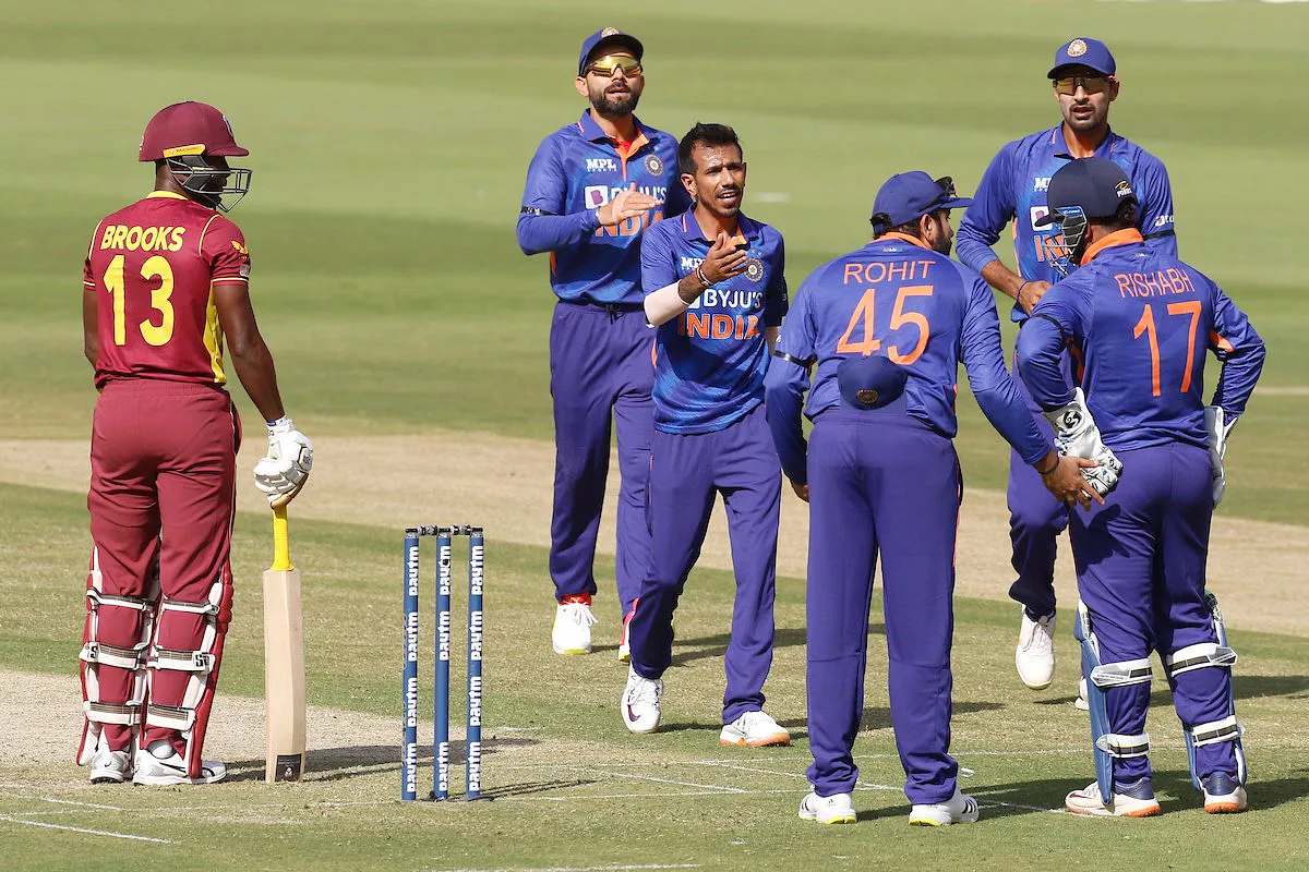 IND vs WI: वेस्टइंडीज दौरे के लिए हरभजन ने चुनी भारत की टी20 टीम, यहाँ देखें !