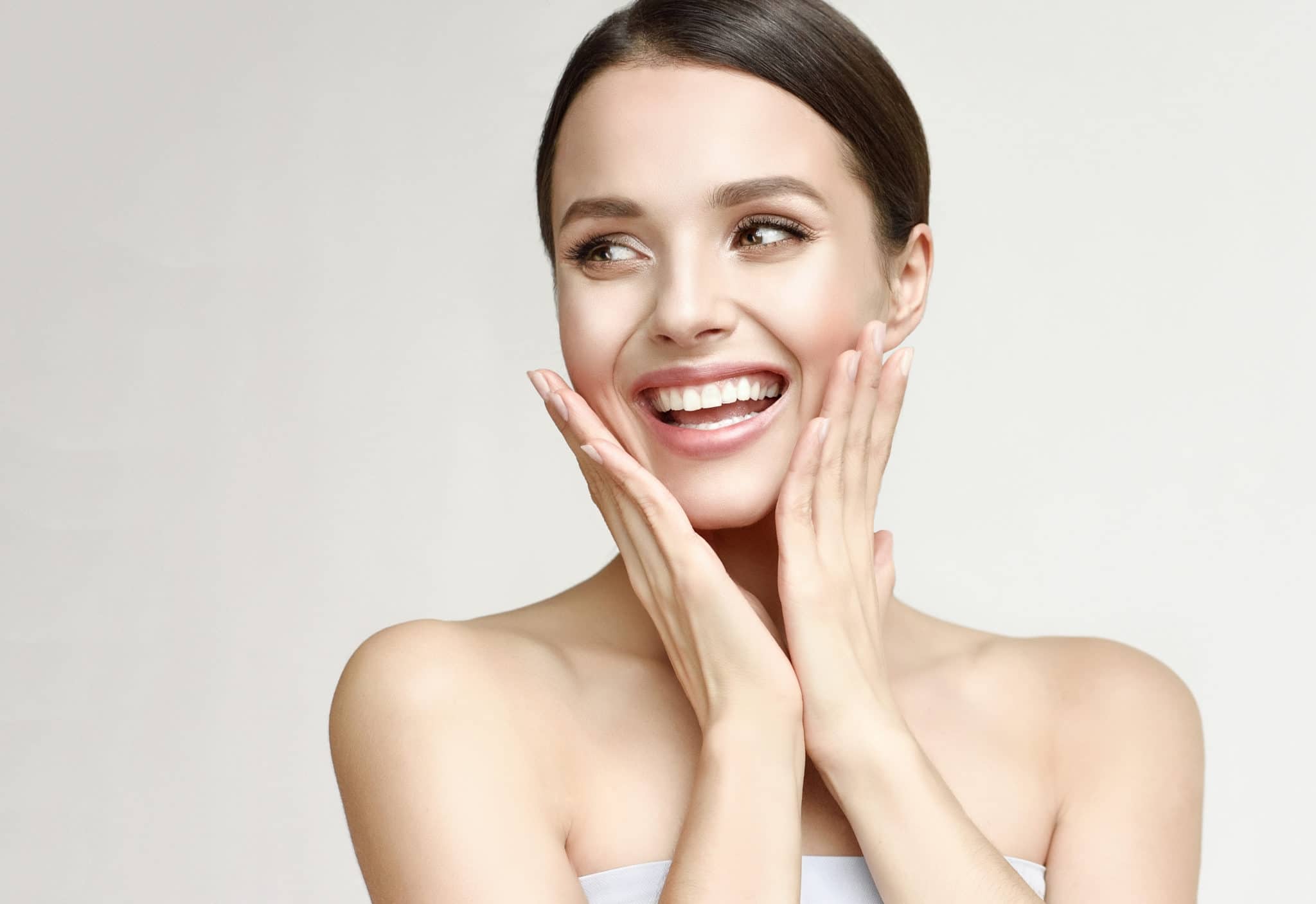 Skin Care Tips: इन चीजों का सेवन आपके चेहरे को समय से पहले बना देता है बूढ़ा, आज से ही करें बंद !