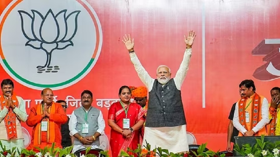 प्रधानमंत्री मोदी का कांग्रेस पर तंज, ‘चुनाव जीतने को करेगी सोने का महल देने का वादा, फिर कहेंगे आलू से सोना…’
