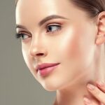 Skin Care Tips: चेहरे पर प्राकृतिक रूप से निखार लाने के लिए किचन में रखी इन चीजों का करें इस्तेमाल !